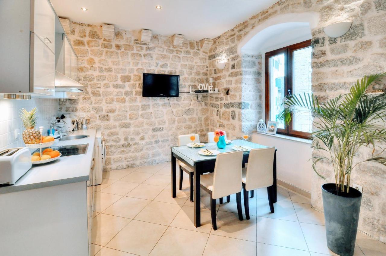La Dolce Vita Apartment Котор Екстериор снимка