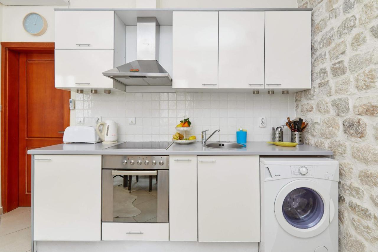 La Dolce Vita Apartment Котор Екстериор снимка